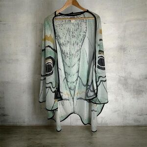 Earthbound Trading Co Light Green Butterfly Patterned Women's Open Cape One Size